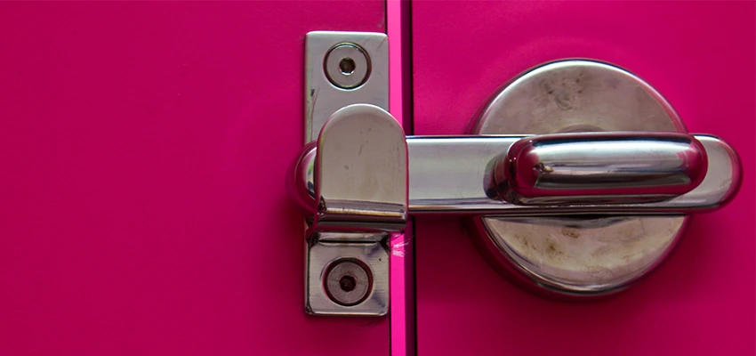 Childproof Gate Lock in Winter Gardens, California