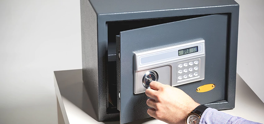 Jewelry Safe Unlocking Service in Winter Gardens, California