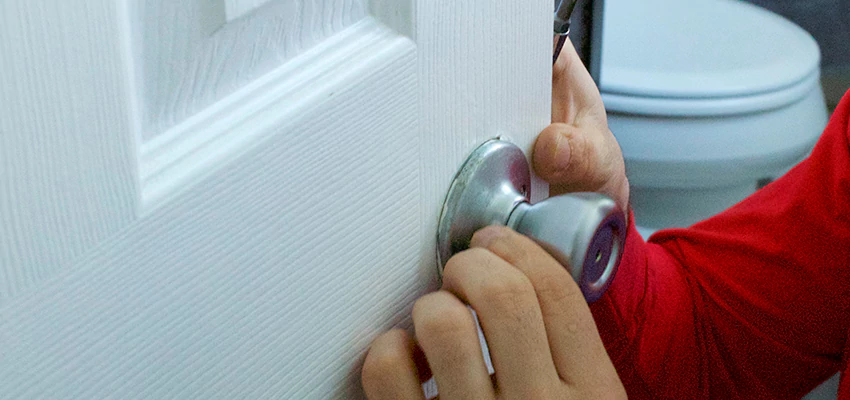 Vintage Door Knob Replacement in Winter Gardens, CA